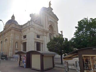Volontariato alla Porziuncola: Un viaggio di grazia e perdono