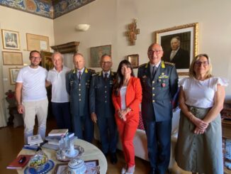 In comune visita del comandante della guardia di finanza Francesco Mazzotta