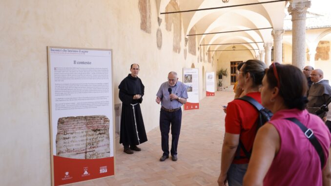 Incontri che lasciano il segno, mostra fotografica sulla chartula di san Francesco
