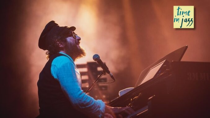 Capossela a Assisi per i 40 anni dell’Ensemble Micrologus