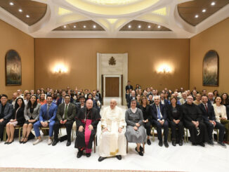Papa Francesco incontra i giovani di The Economy of Francesco