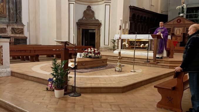 Cordoglio ad Assisi per la morte di Angelo Lunghi, storico fotografo
