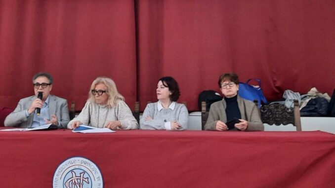 Incontro tra l'Associazione Nora e gli studenti del Convitto "Principe di Napoli"