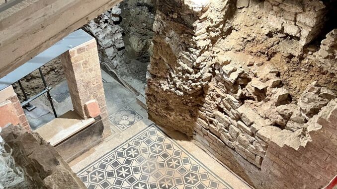 Scopri le Domus romane e l'Orto degli Aghi ad Assisi