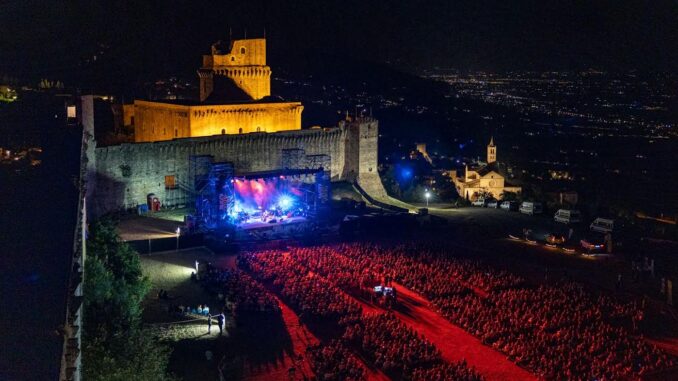 Estate Assisi 2025: Rocca Maggiore ospita grandi concerti