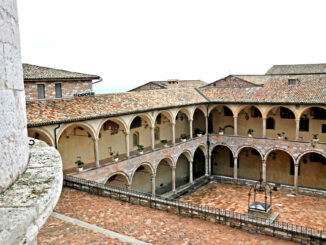 Dialogo su ambiente e sostenibilità al Sacro Convento nel 2025