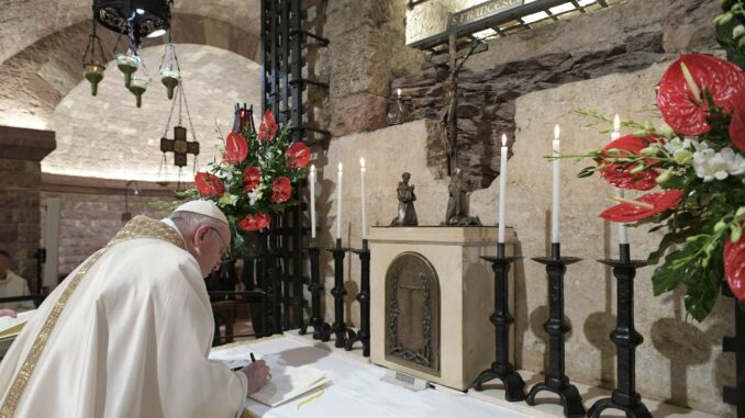 Dodici anni nel nome di Francesco Dodici anni nel nome di Francesco