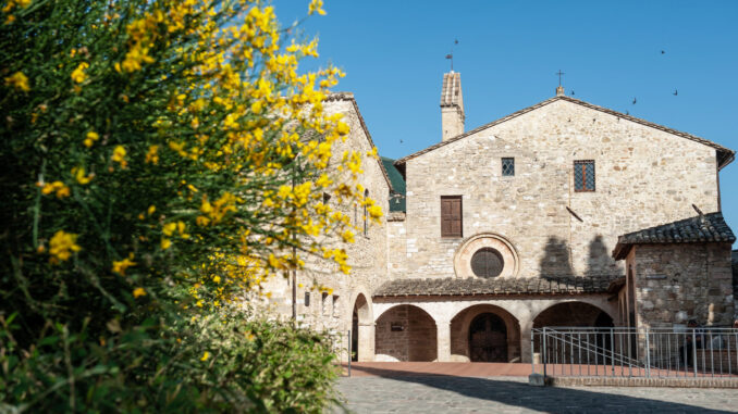 Assisi celebra la liberazione con la Festa del Voto