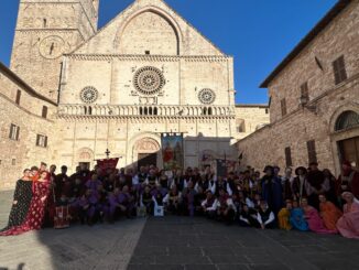 Assisi vince la disfida della balestra contro Gubbio