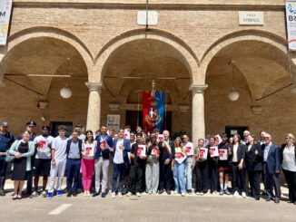 Assisi celebra il 2 giugno donando la Costituzione ai 18enni