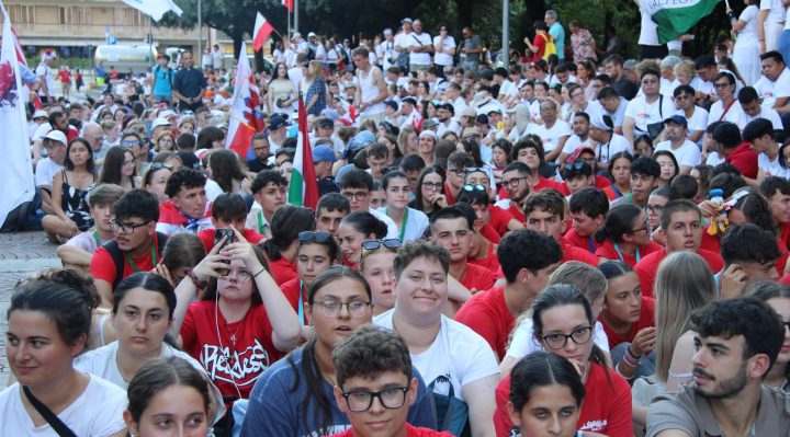 Card. Pizzaballa: giovani, semi di pace in Terra Santa
