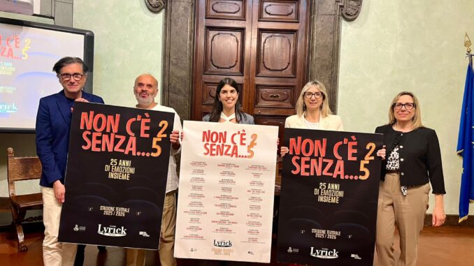 Lyrick Assisi inaugura la stagione “Non c’è 2 senza… 5”