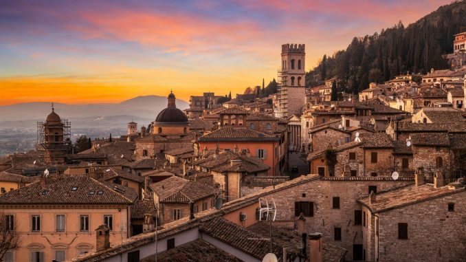 Assisi seleziona professionisti per la qualità architettonica