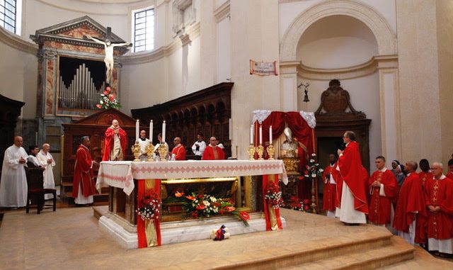 Assisi celebra San Rufino: Sorrentino invita a “volare alto”