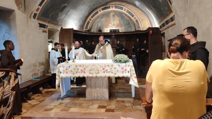 Spiritualità Francescana: Iniziato il triduo per Santa Chiara