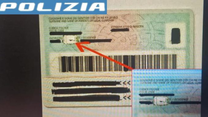Microchip tolti da carte d’identità, cinque denunciati