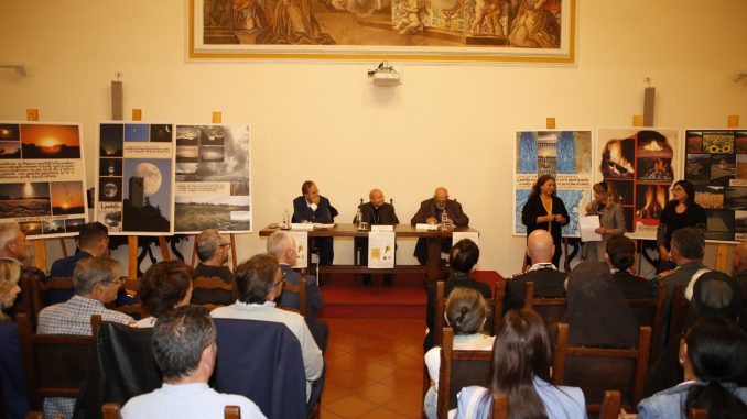 Vescovo Sorrentino presenta saggio su San Francesco ad Assisi