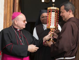 Evangelizzazione domestica, vescovo Sorrentino rilancia missione