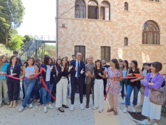 Properzio abbatte le barriere: percorso Loges inaugurato