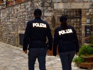 Due irlandesi denunciati per truffa nel cuore di Assisi