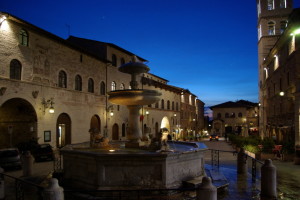 Assisi_Piazza_del_Comune