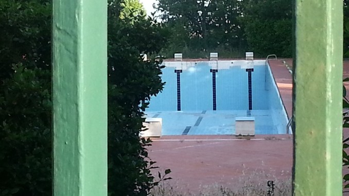 La piscina di Assisi è una chimera, la città è anni che aspetta