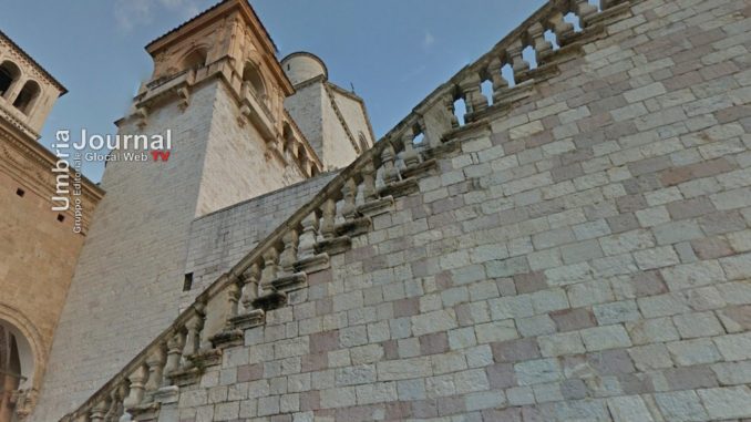 Terremoto, danni dai social, Perugia Assisi chiedono a Facebook verità sui fatti