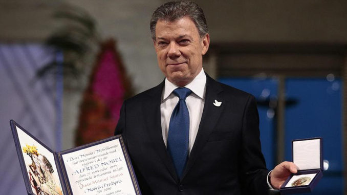 Il premio Nobel per la pace, Juan Manuel Santos, per concerto di Natale