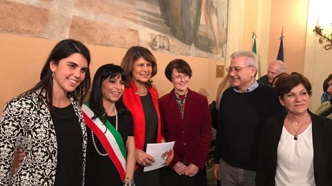 Assegnato ieri a Roma il premio “Chiara Lubich - Città per la Fraternità 2017” alla Città di Assisi