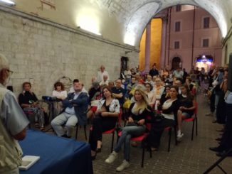 La Volta Pinta di Ezio Genovesi, il libro presentato in piazza del comune