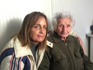La forza di nonna Peppina, sfrattata dopo il sisma, la richiesta di aiuto di due ex assessori