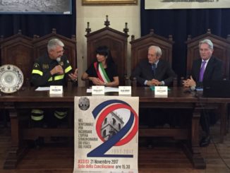 Assisi ringrazia i Vigili del Fuoco, il Comandante Giomi ospite d’onore