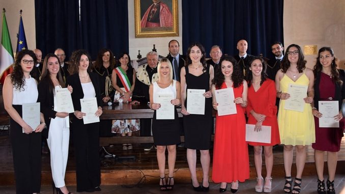 Laureate 2 Proclamati i primi nove laureati in Economia del Turismo ad Assisi
