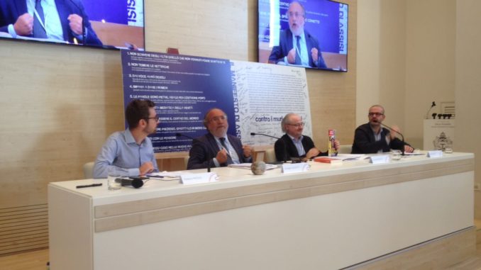 Continuano i seguitissimi appuntamenti del Cortile di Francesco