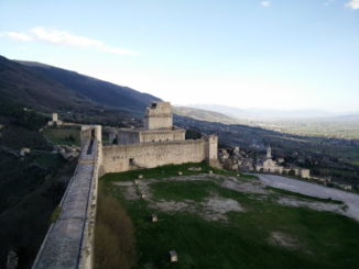Assisi, da domani riaprono l’ufficio informazioni e la Rocca Maggiore