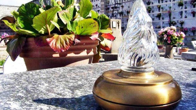 Pagamento bollettini lampade votive cimiteri, spostato, state a casa!