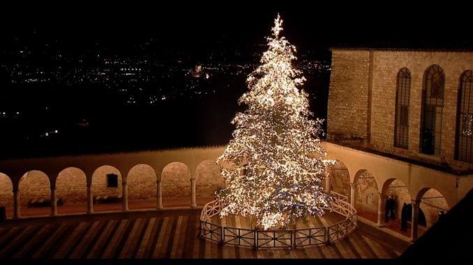 Assisi, 8 dicembre accensione e benedizione albero e presepe Basilica san Francesco