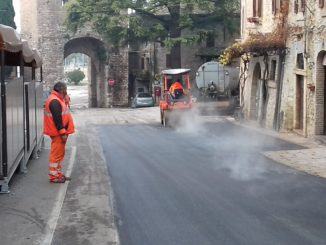 Sono cominicati i lavori di asfaltatura a Borgo San Pietro ad Assisi