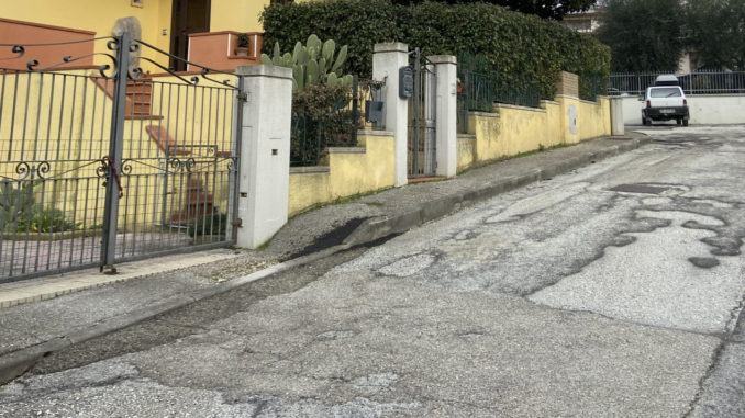 Piano strade, ci sono strade e strade? Scrive Claudia Travicelli