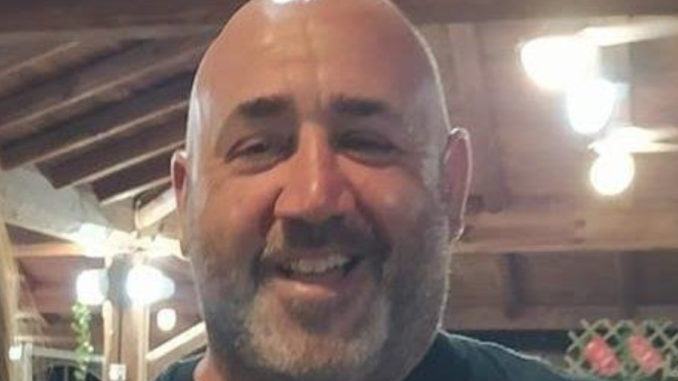 Tumulata la salma di Fiorenzo Meccariello, carabiniere morto di covid-19 Tumulata la salma di Fiorenzo Meccariello, carabiniere morto di covid-19