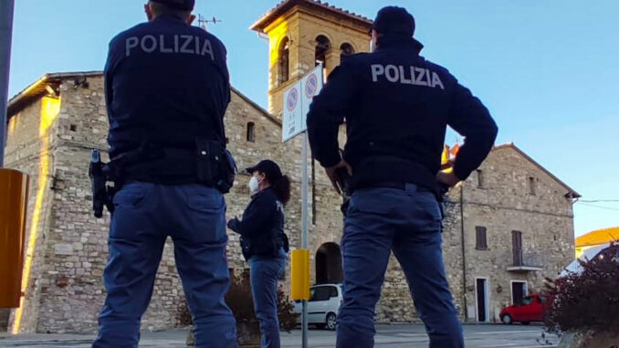 Violenta aggressione in un locale pubblico ad Assisi, 5 daspo "Willy", anche a minorenni