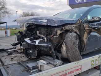 Tragedia sfiorata sulla 75 Centrale Umbra, auto piomba sulla stazione di servizio Q8, un ferito