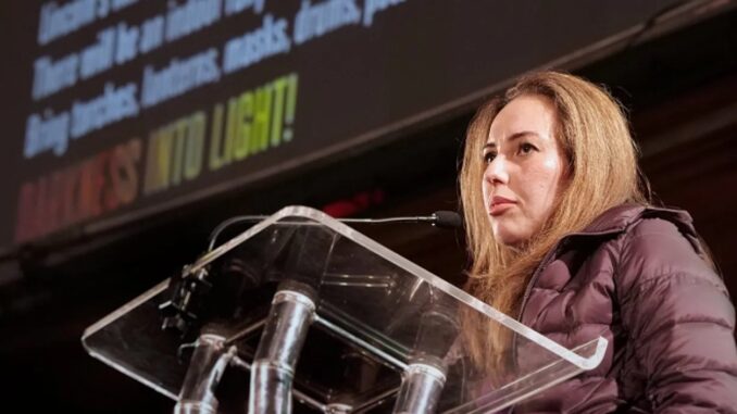 Marcia della Pace incontro con Stella Moris, moglie Julian Assange