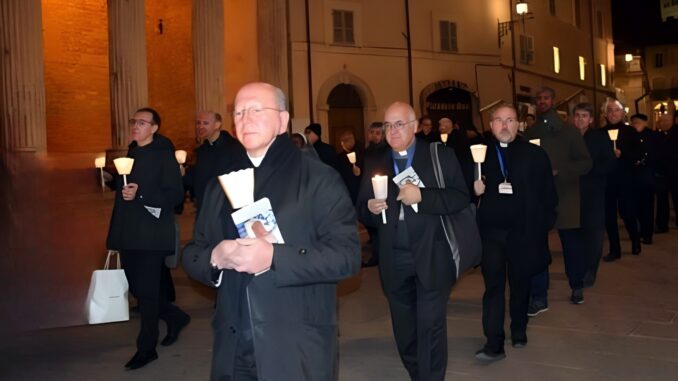 Vescovi italiani invocano Pace ad Assisi, armi sono una sconfitta