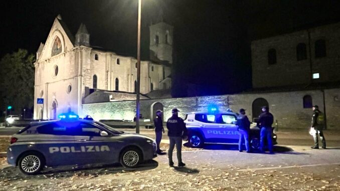 Controlli Polizia prevenzione furti in abitazione: 221 identificati 