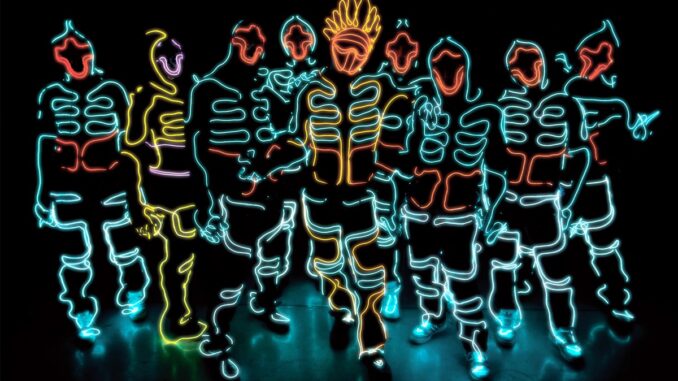 Al teatro Lyrick di Assisi va in scena lo strabiliante spettacolo Lights in the dark della compagnia E.L Squad