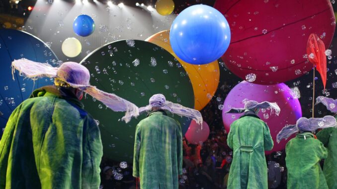 Al teatro Lyrick di Assisi in scena la magia di "Slava's Snowshow"