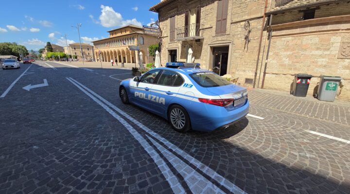 Alloggiati, controlli serrati ad Assisi: due persone denunciate dalla Polizia