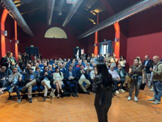 Stefania Proietti lancia la campagna elettorale al Caos di Terni