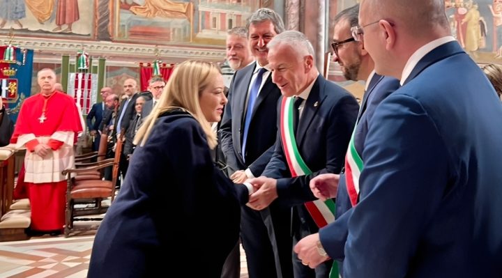 Omaggio a San Francesco e ai suoi valori, Giorgia Meloni in Basilica